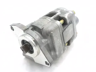 Pompă hidraulică Kubota 6C140-37300