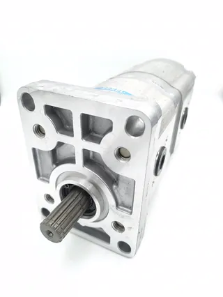 Pompă hidraulică Kubota 33960-82200